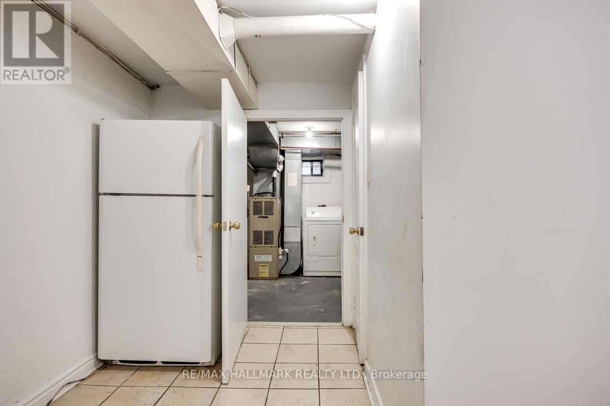 Photo 15 of 10 Snider Avenue, Toronto ON