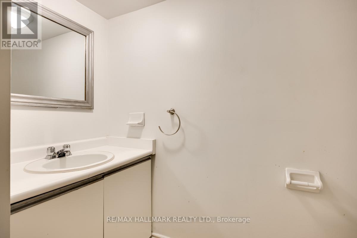 Photo 7 of 10 Snider Avenue, Toronto ON