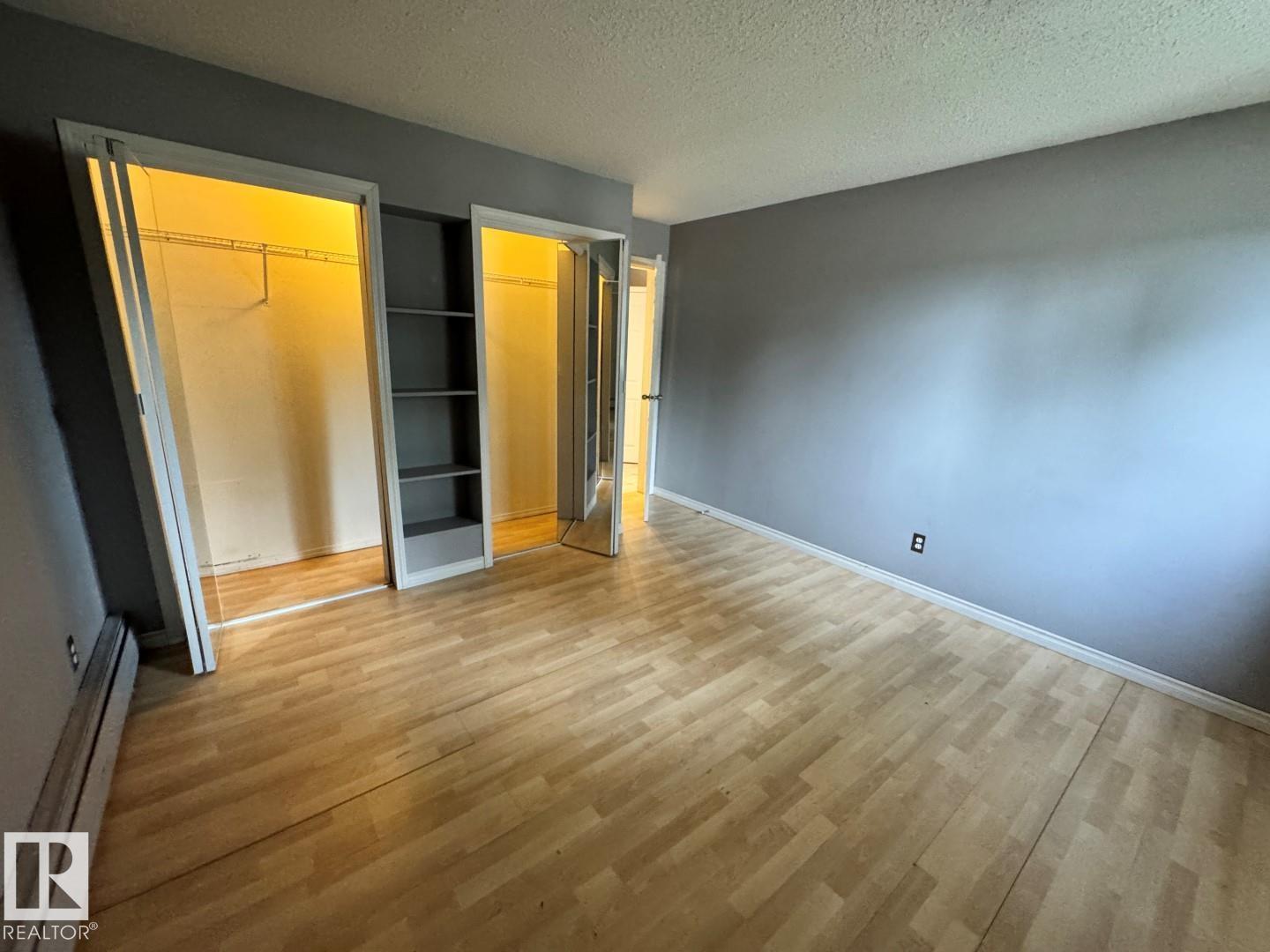 Photo 11 of 101 2303 119 St Nw, Edmonton AB