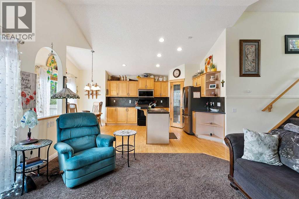 Single Family House 4 Level for Sale in  Prestwick Heath SE McKenzie Towne Calgary 