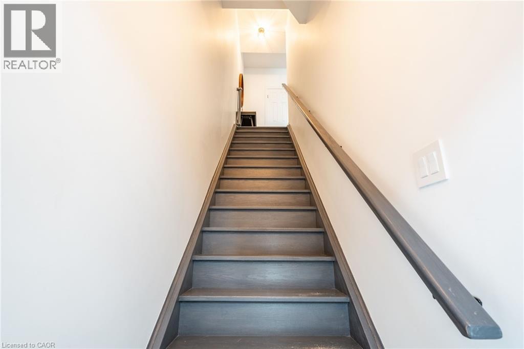 Photo 34 of 219 Dundas Street E Unit 45, Waterdown ON