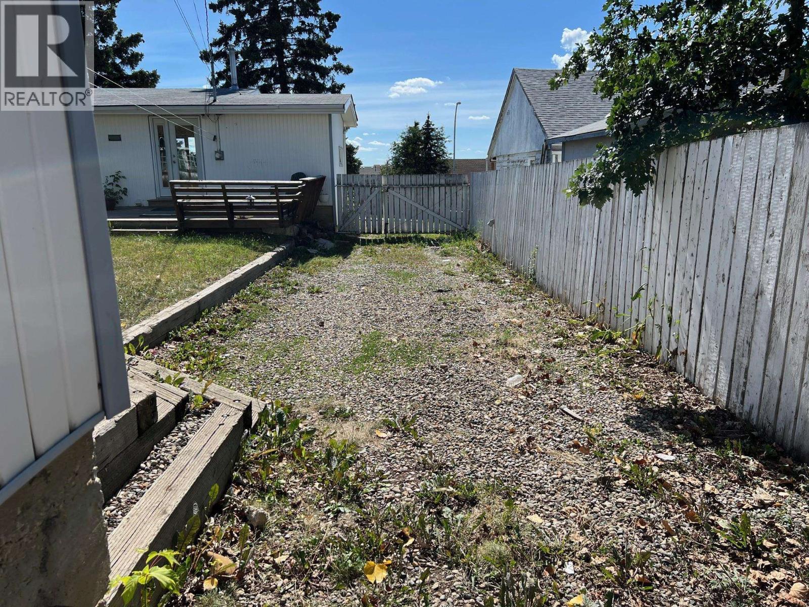 Photo 21 of 9312 97 Avenue, Fort St John BC