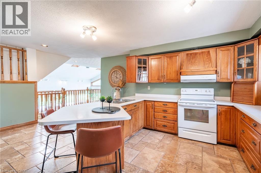Photo 13 of 1751 Kirkwall Road, Hamilton ON
