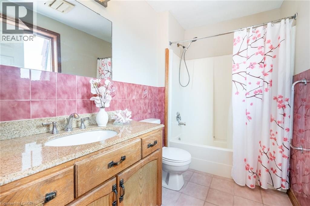 Photo 15 of 1751 Kirkwall Road, Hamilton ON