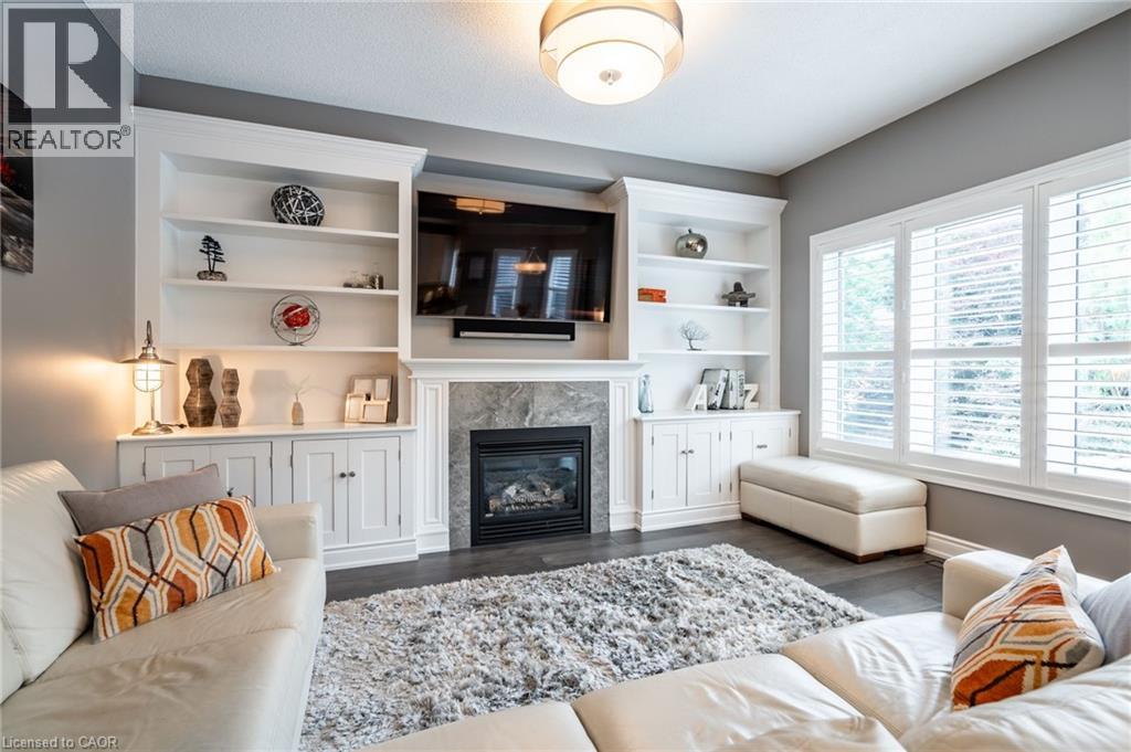 Photo 37 of 7 Volterra Court, Waterdown ON
