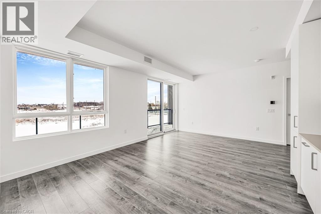 Photo 3 of 7549 A Kalar Road Unit 301, Niagara Falls ON