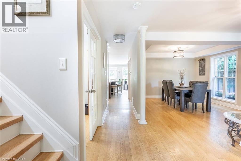Photo 41 of 40 Premier Road, Waterdown ON