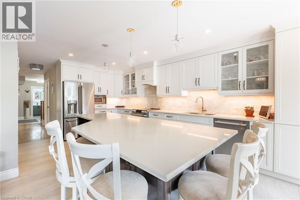 Photo 17 of 40 Premier Road, Waterdown ON