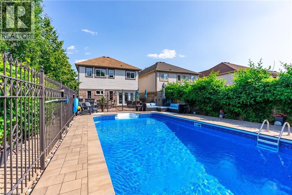 Photo 45 of 40 Premier Road, Waterdown ON