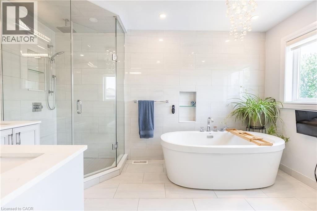Photo 16 of 40 Premier Road, Waterdown ON