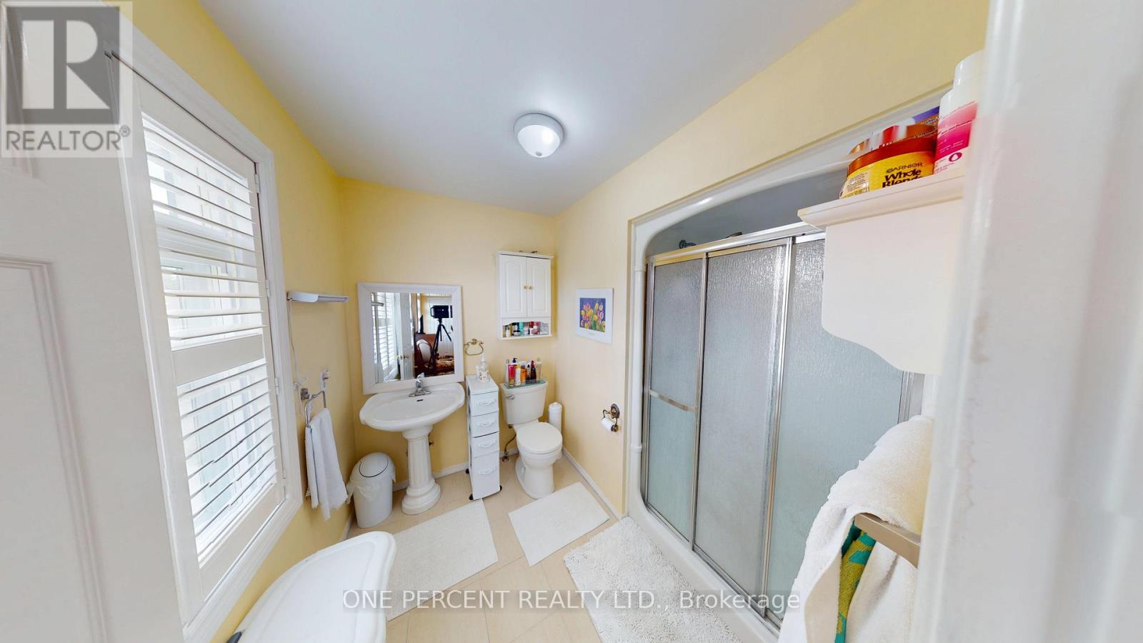 Photo 7 of 1 Dunbar Crescent, St Catharines ON