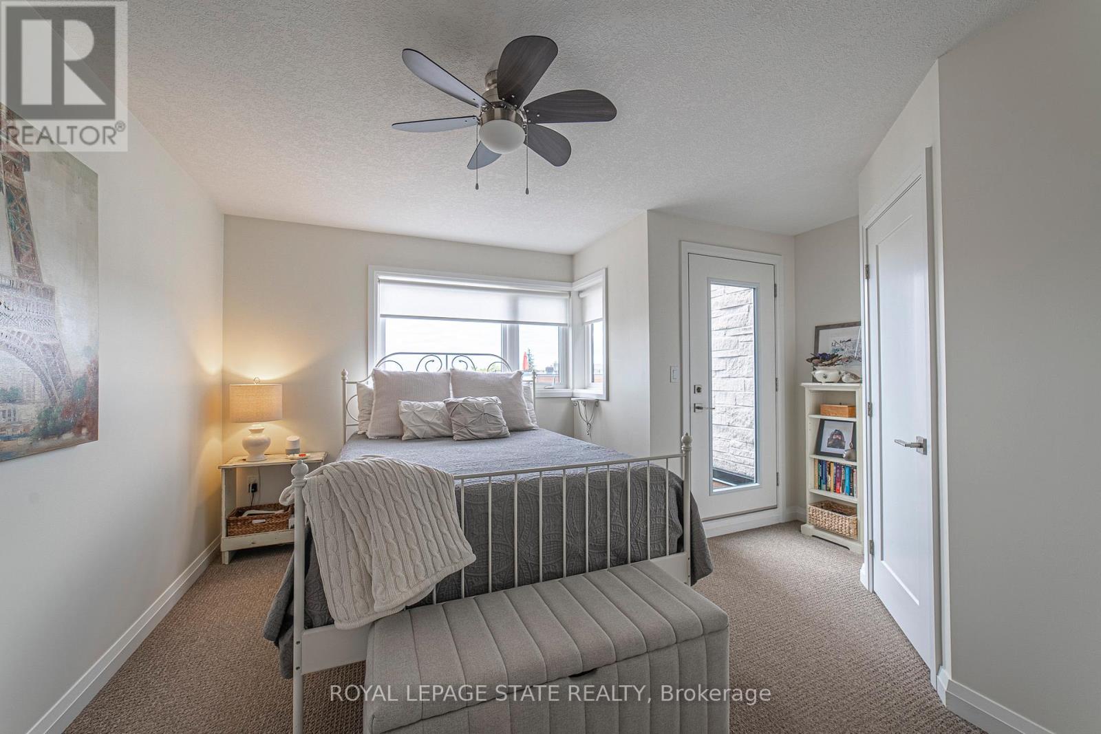 Photo 22 of 40 35 Midhurst Heights, Hamilton ON