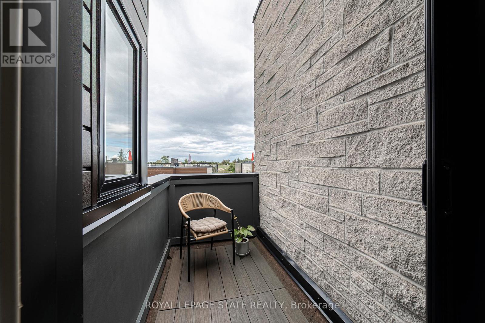Photo 26 of 40 35 Midhurst Heights, Hamilton ON