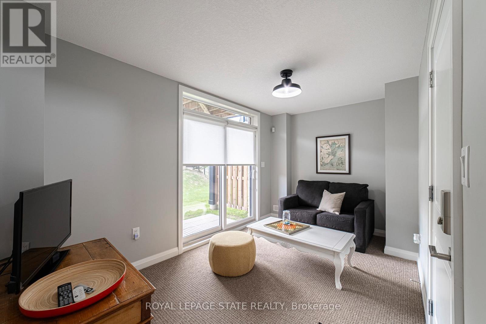 Photo 36 of 40 35 Midhurst Heights, Hamilton ON