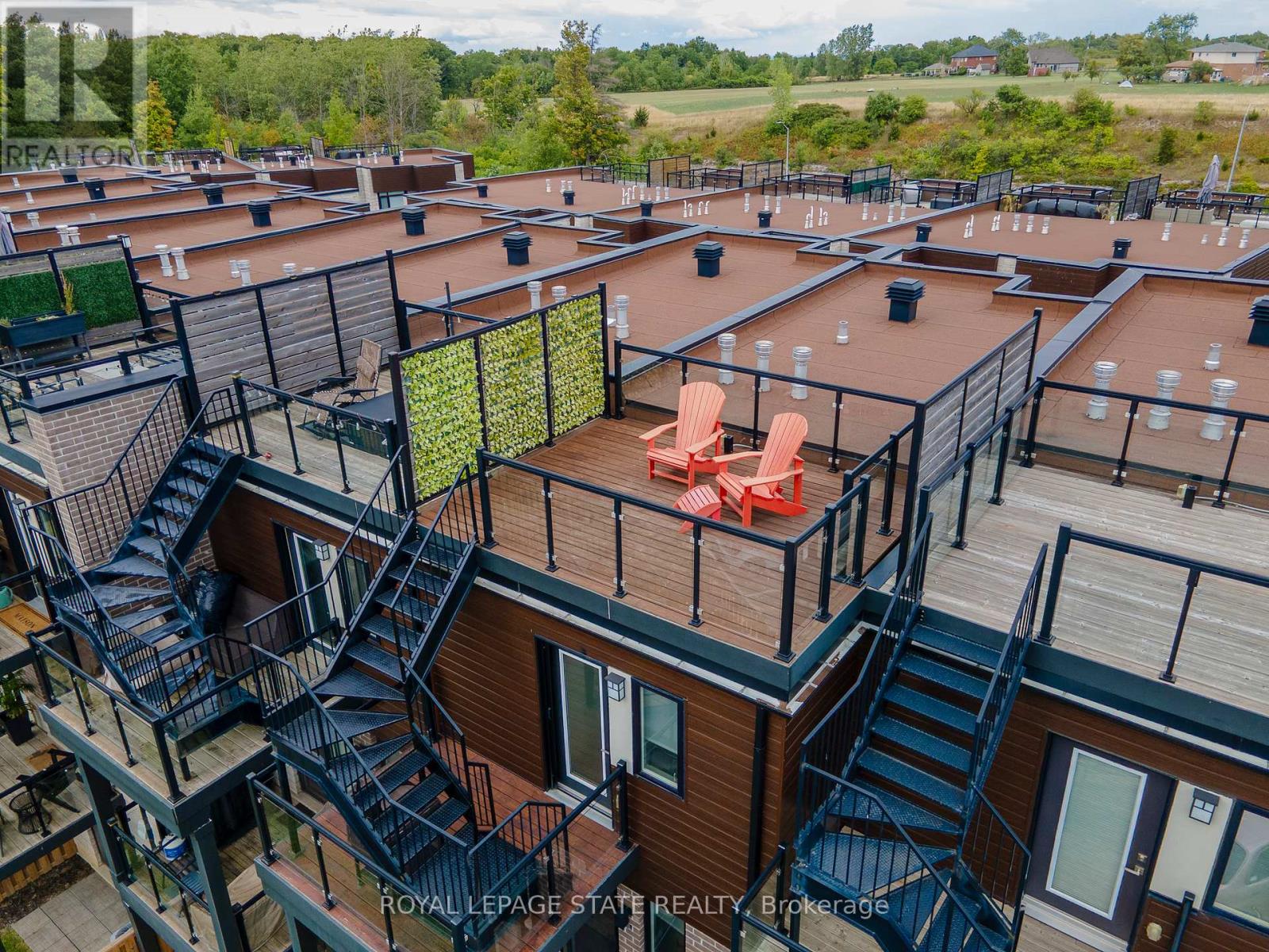 Photo 46 of 40 35 Midhurst Heights, Hamilton ON