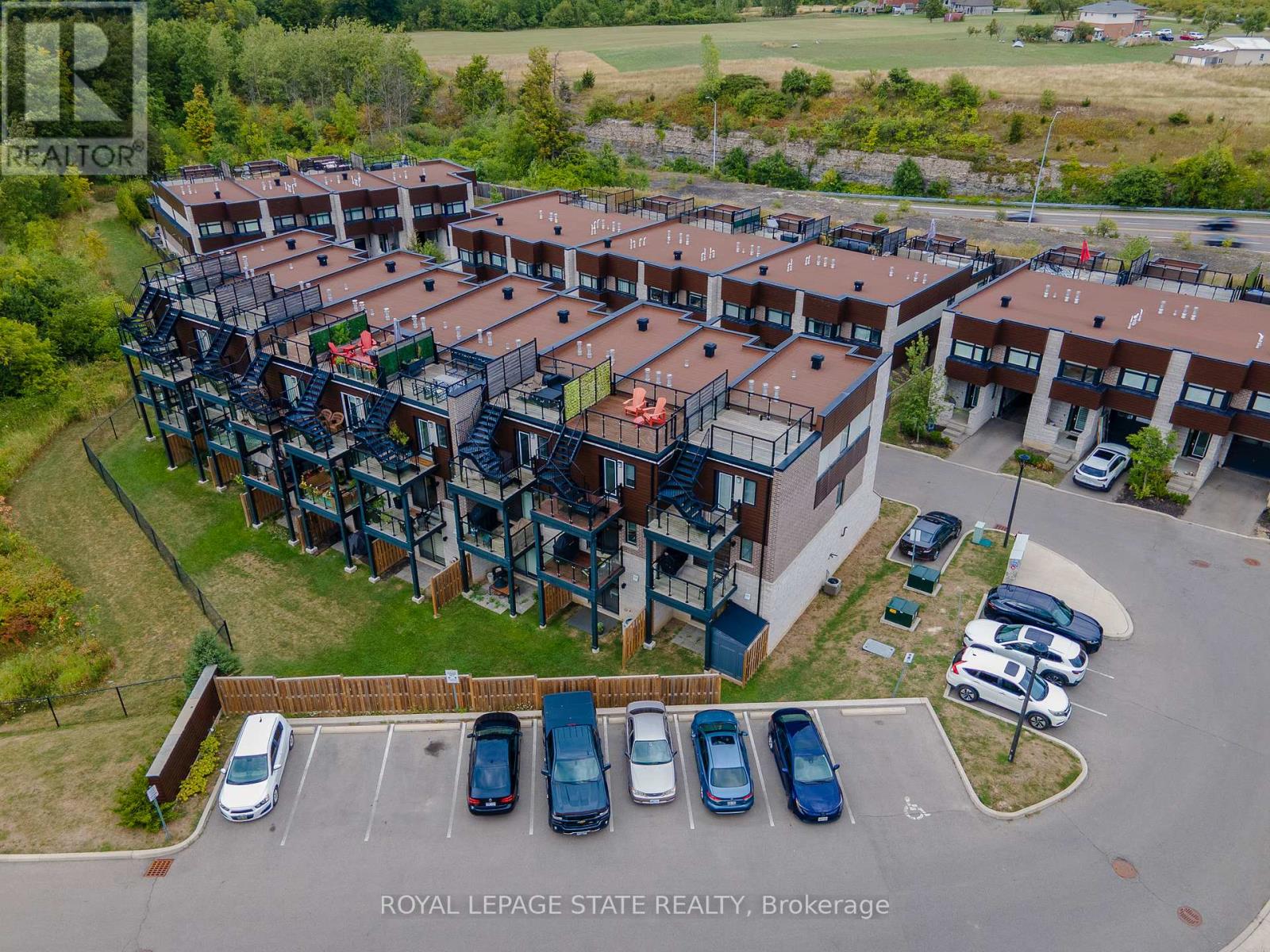 Photo 47 of 40 35 Midhurst Heights, Hamilton ON