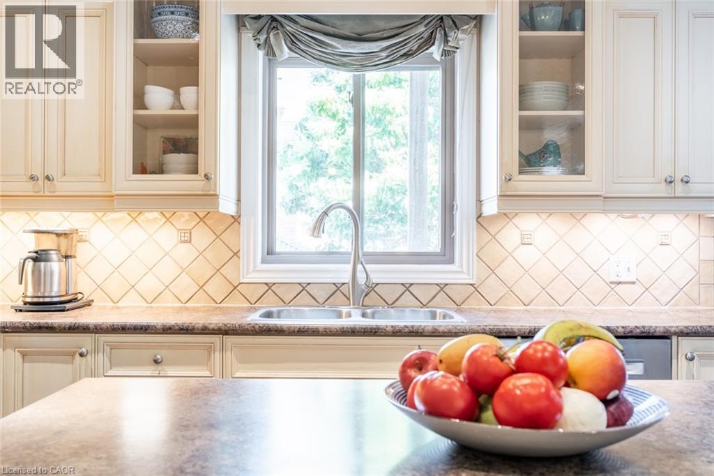Photo 24 of 2338 Norland Drive, Burlington ON
