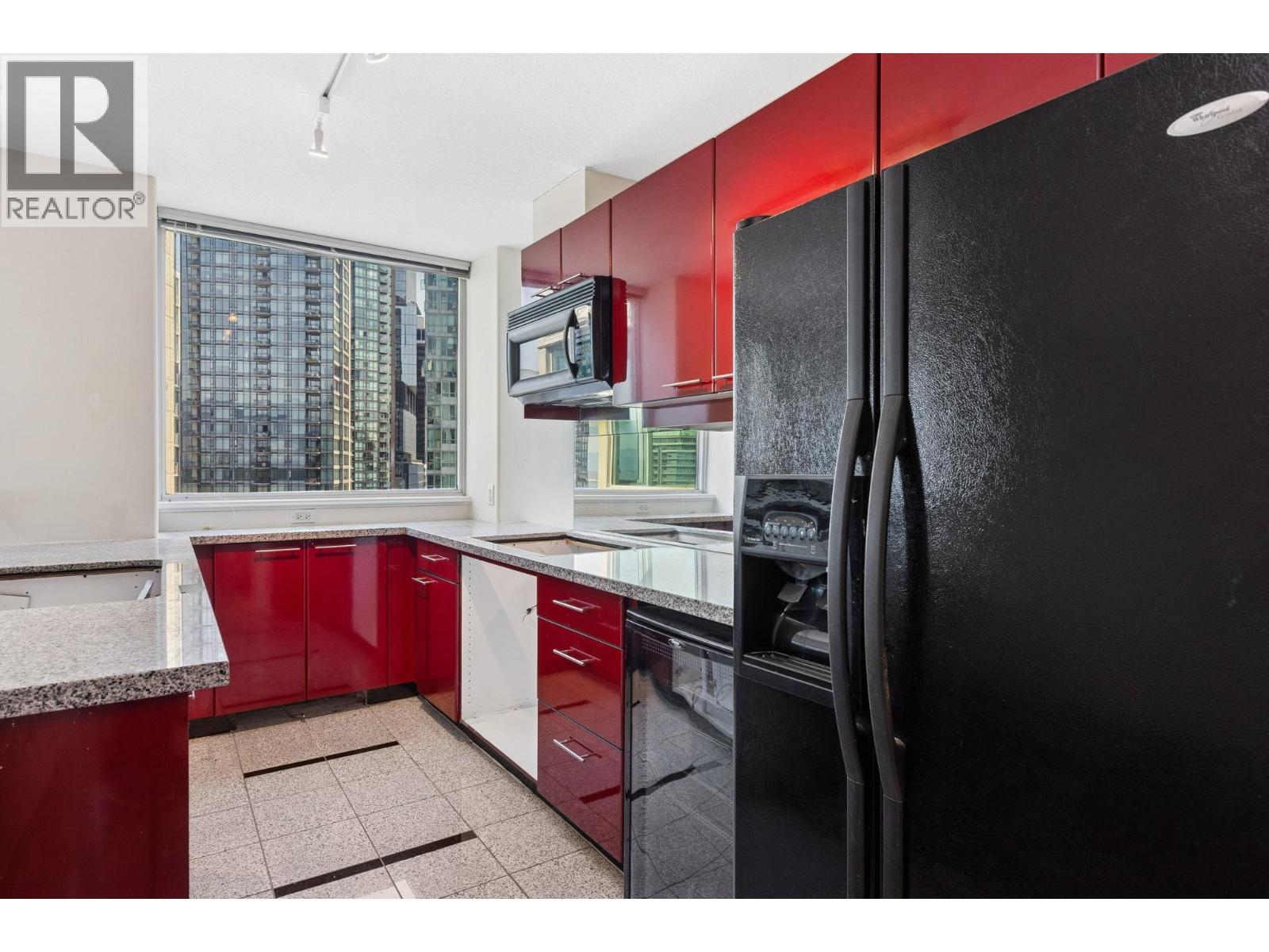 Photo 10 of 2507 1328 W Pender Street, Vancouver BC