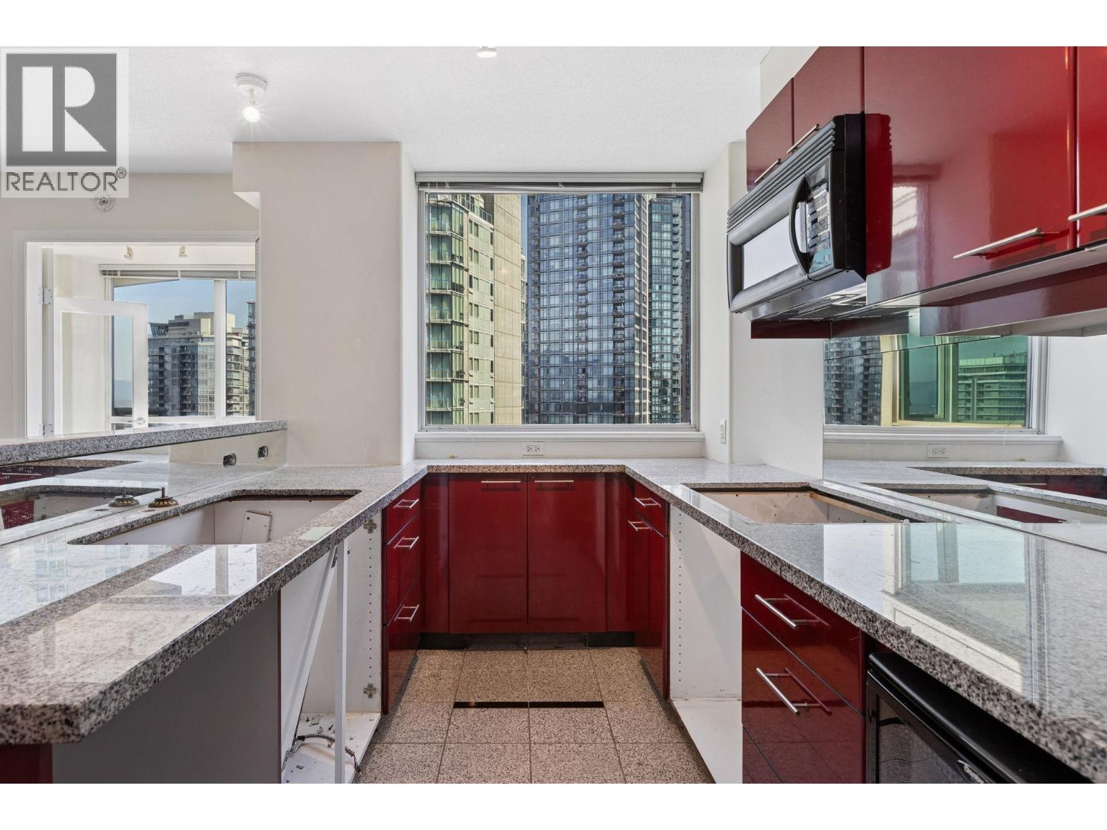 Photo 12 of 2507 1328 W Pender Street, Vancouver BC
