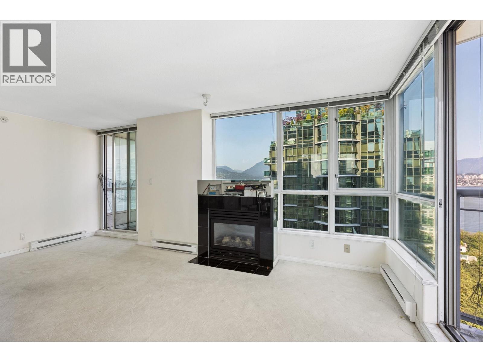 Photo 4 of 2507 1328 W Pender Street, Vancouver BC