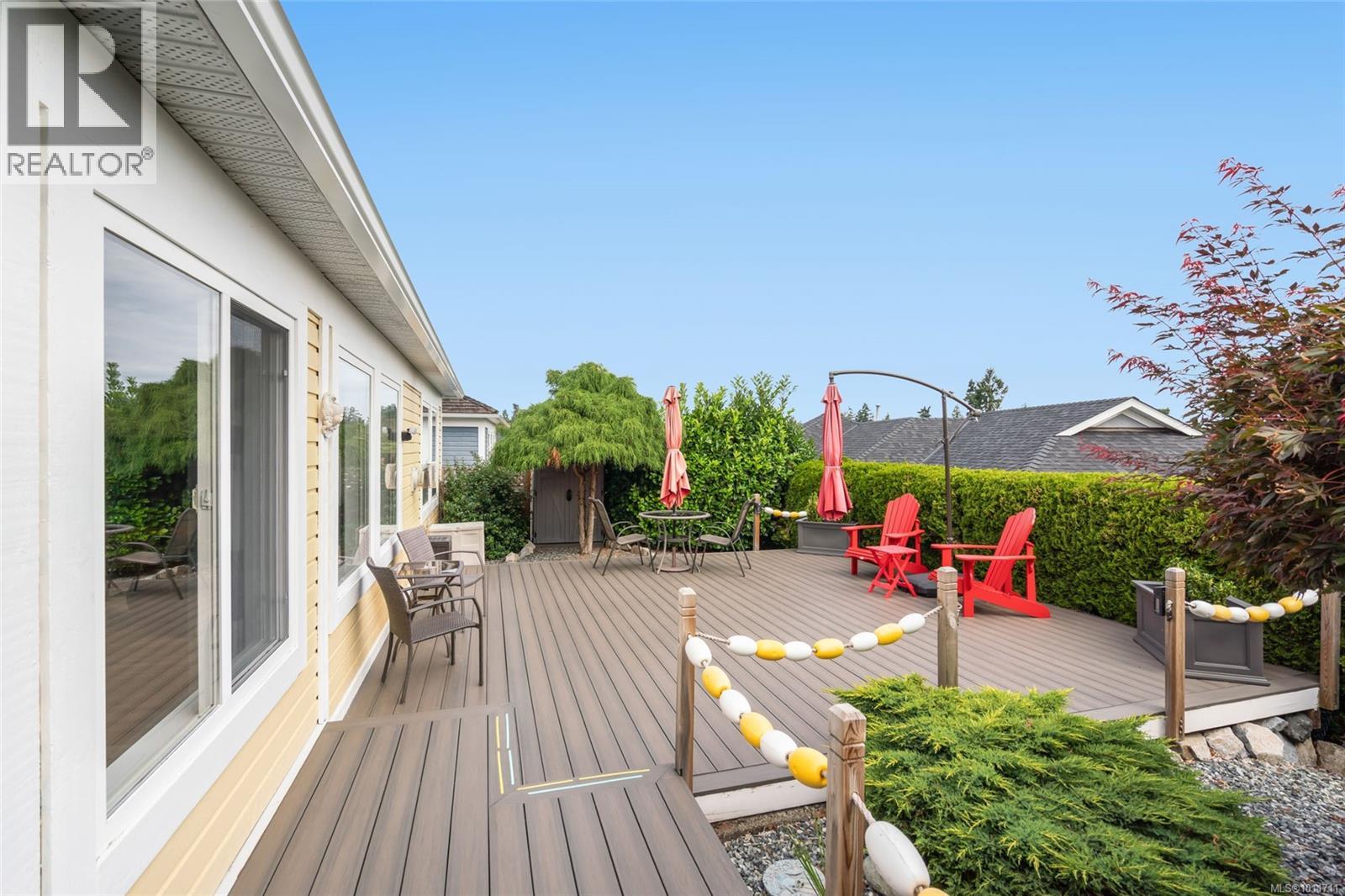 Photo 9 of 659 Windward Way, Qualicum Beach BC
