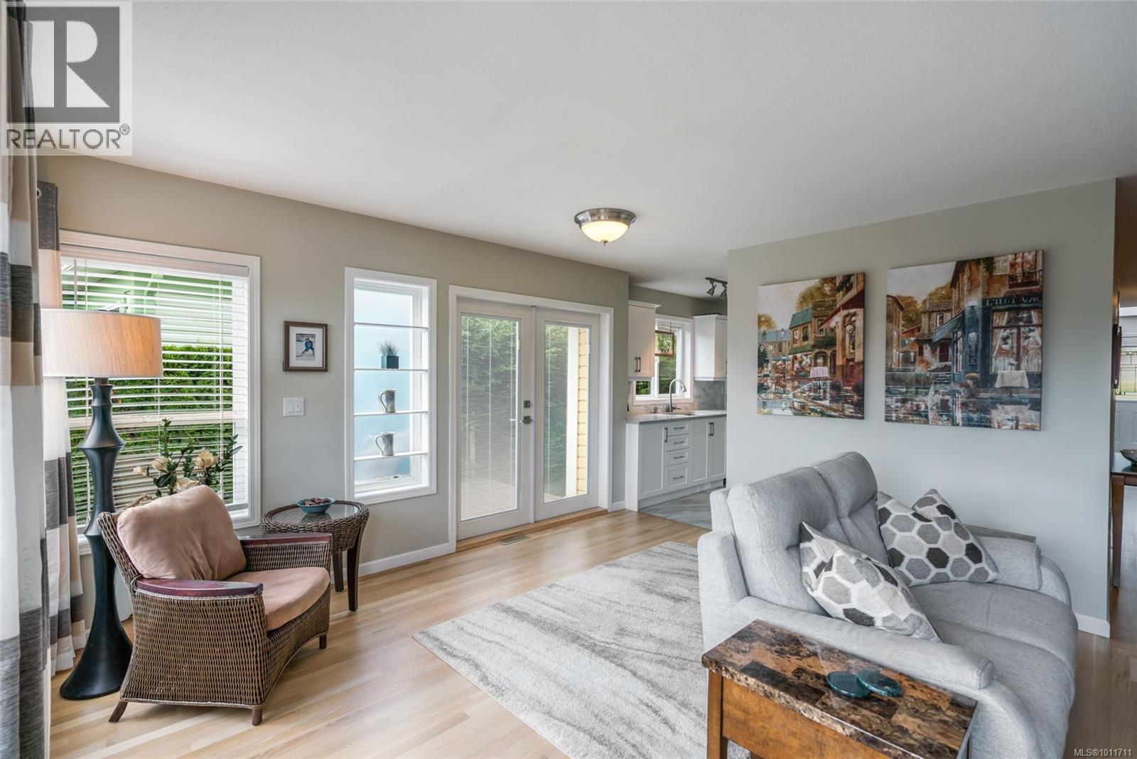 Photo 1 of 659 Windward Way, Qualicum Beach BC