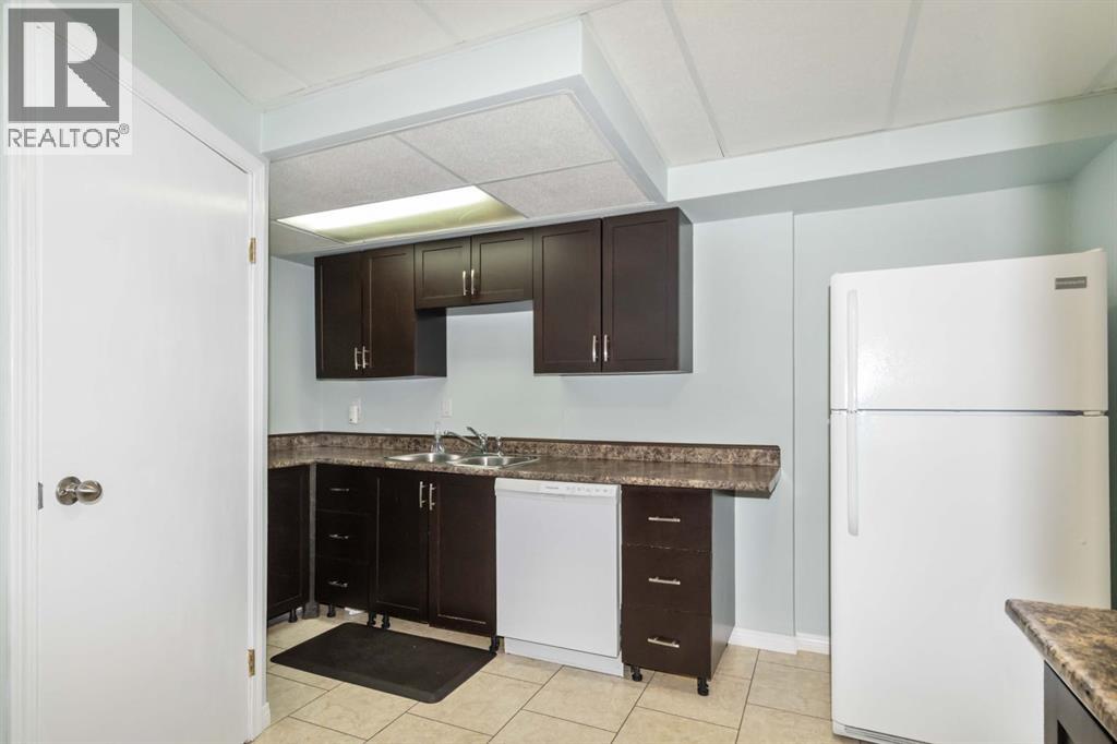 Photo 32 of 129 Ermine Crescent, Fort Mcmurray AB