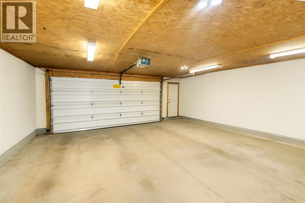Photo 1 of 129 Ermine Crescent, Fort Mcmurray AB