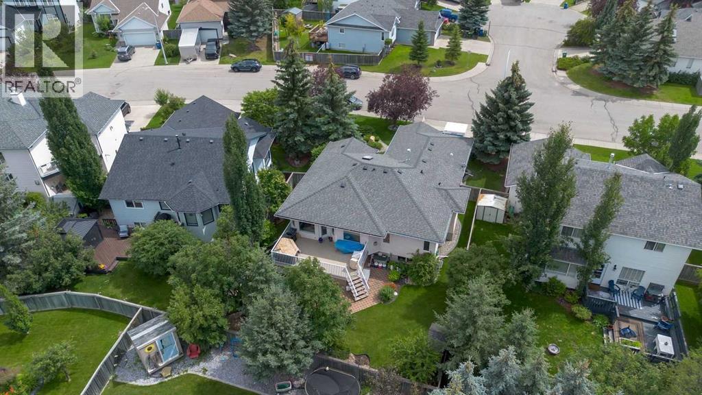 Photo 27 of 12 Bow Way, Cochrane AB