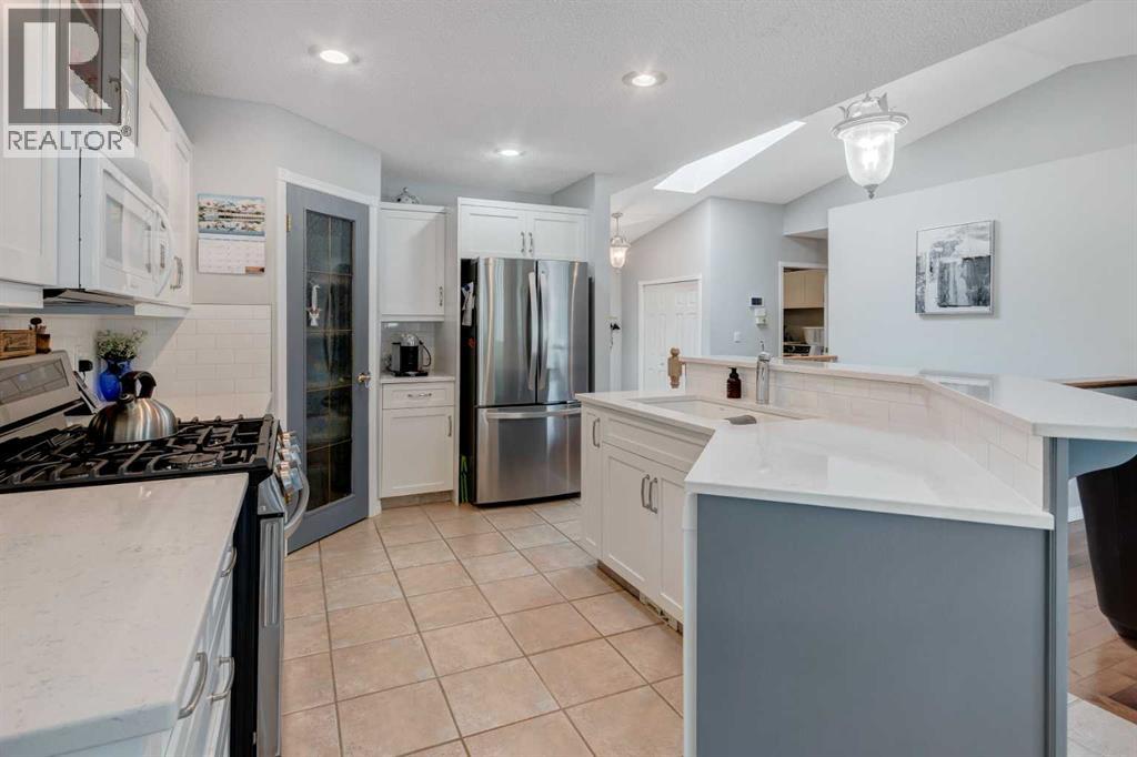 Photo 15 of 12 Bow Way, Cochrane AB