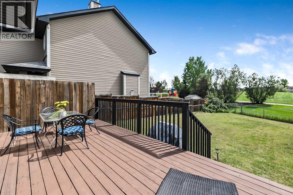 Photo 31 of 117 Channelside Cove Sw, Airdrie AB