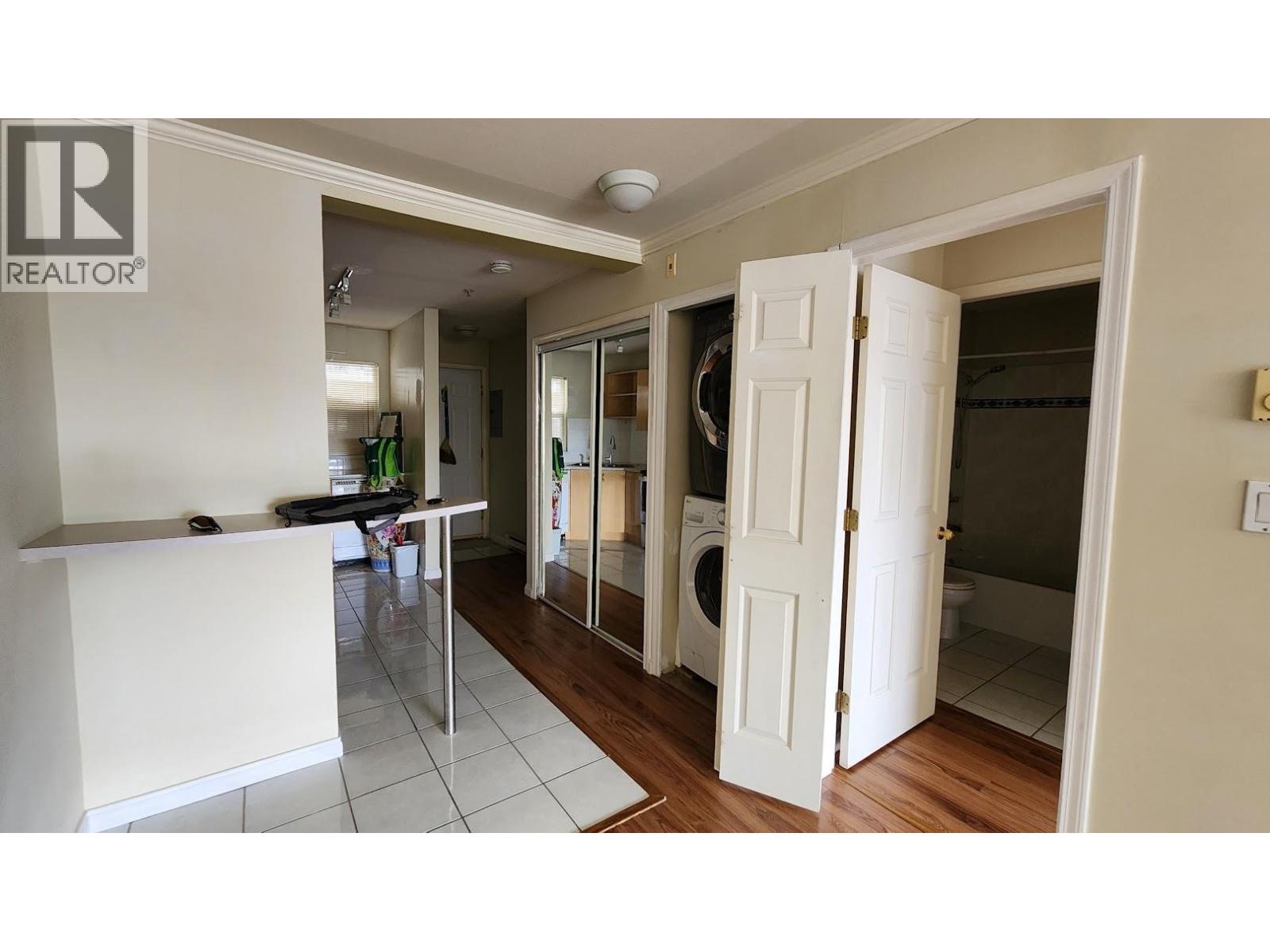 Photo 32 of 423 2238 Kingsway, Vancouver BC