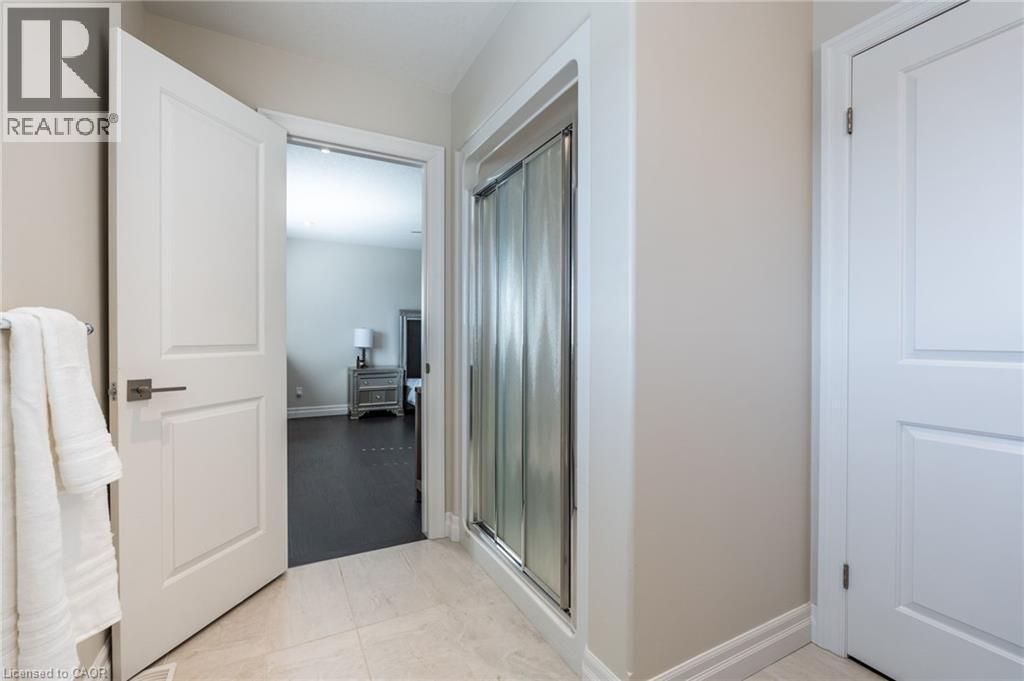 Photo 30 of 10 Harper Boulevard, Brantford ON