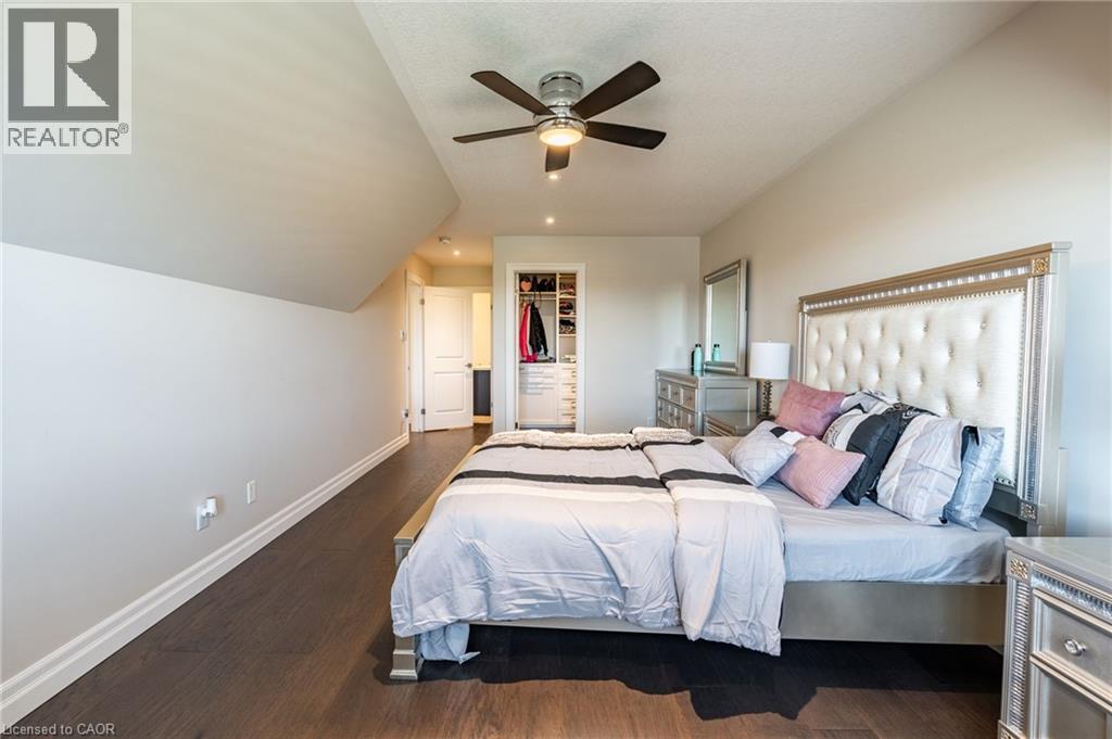Photo 22 of 10 Harper Boulevard, Brantford ON