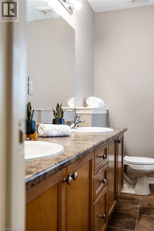 Photo 8 of 4670 Huffman Road, Burlington ON