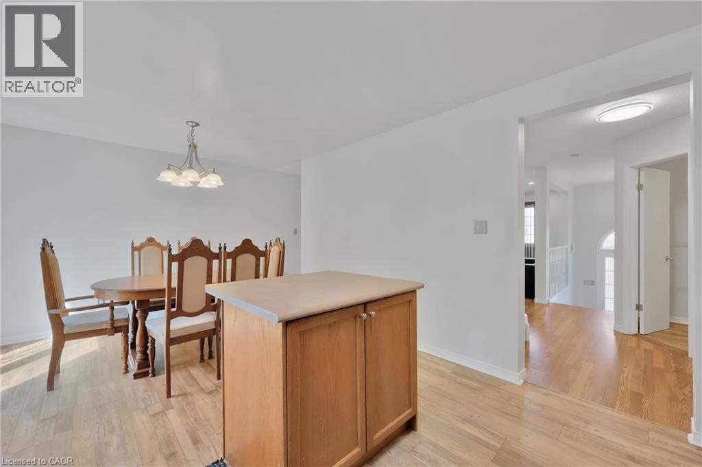 Photo 12 of 34 Phair Crescent, London ON