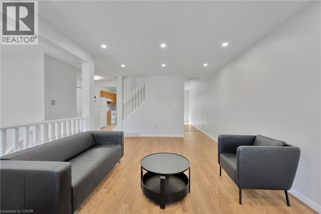 Photo 40 of 34 Phair Crescent, London ON