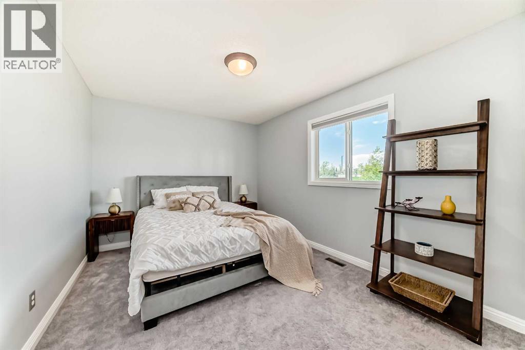 Photo 32 of 149 Covehaven Gardens Ne, Calgary AB