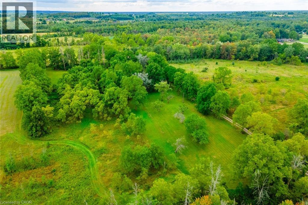Photo 3 of 1172 8th Concession Road W, Hamilton ON