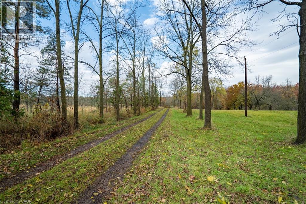 Photo 31 of 1172 8th Concession Road W, Hamilton ON
