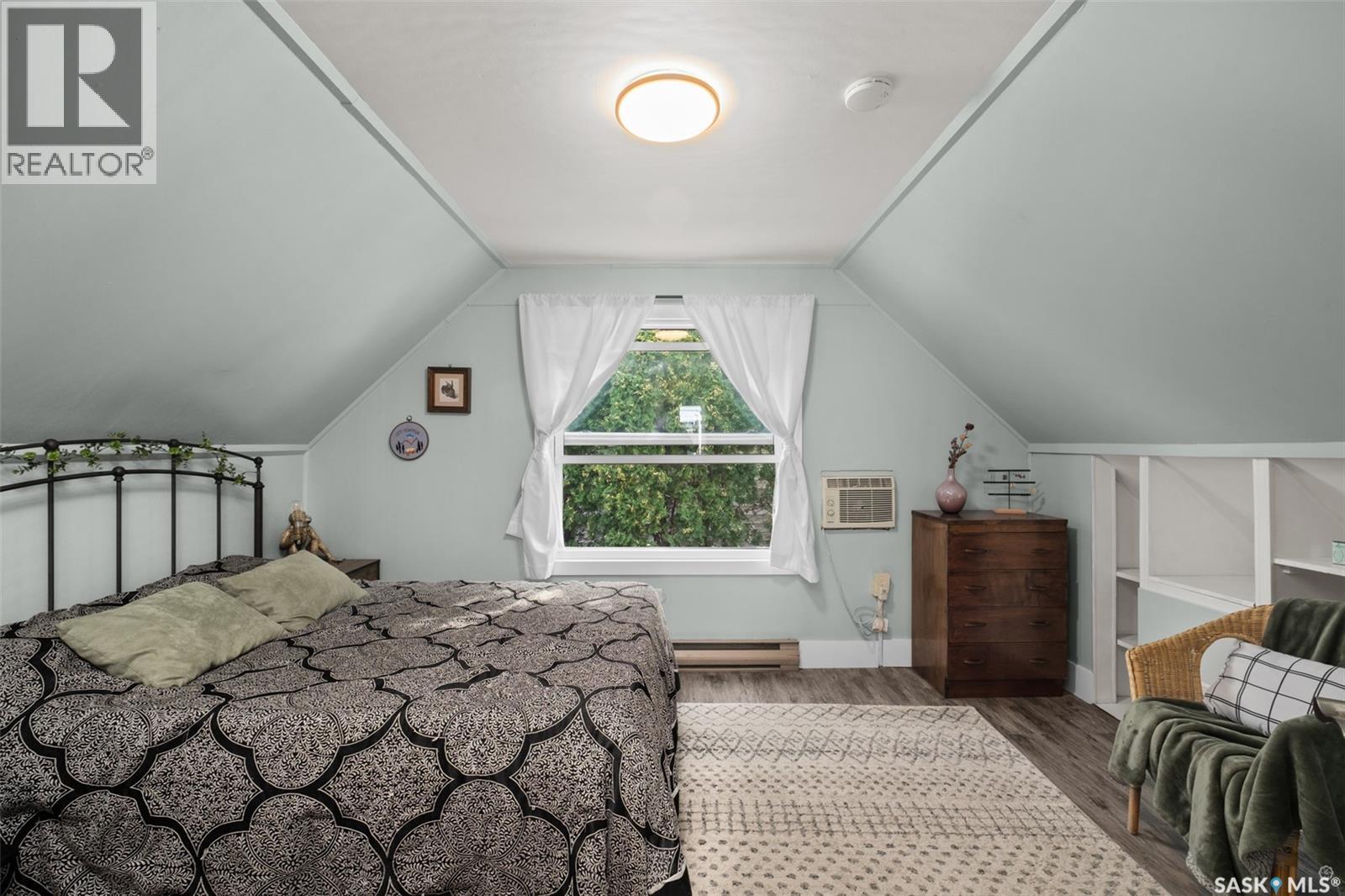 Photo 23 of 745 4th Street E, Prince Albert SK