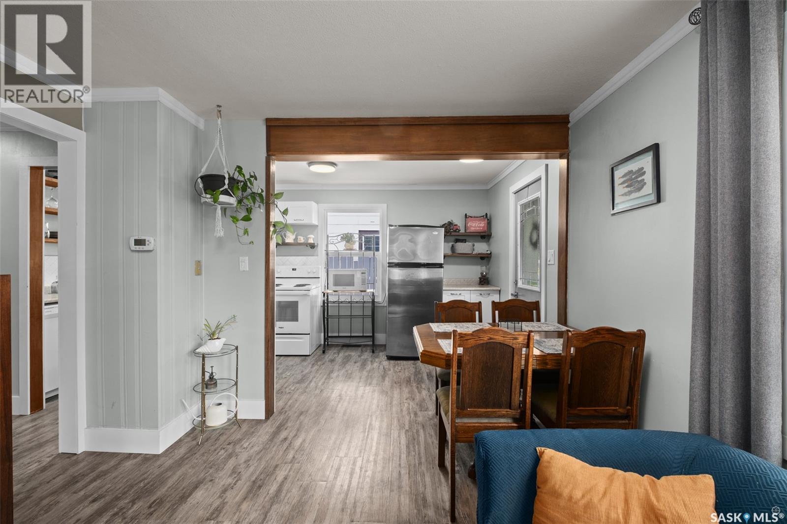 Photo 15 of 745 4th Street E, Prince Albert SK