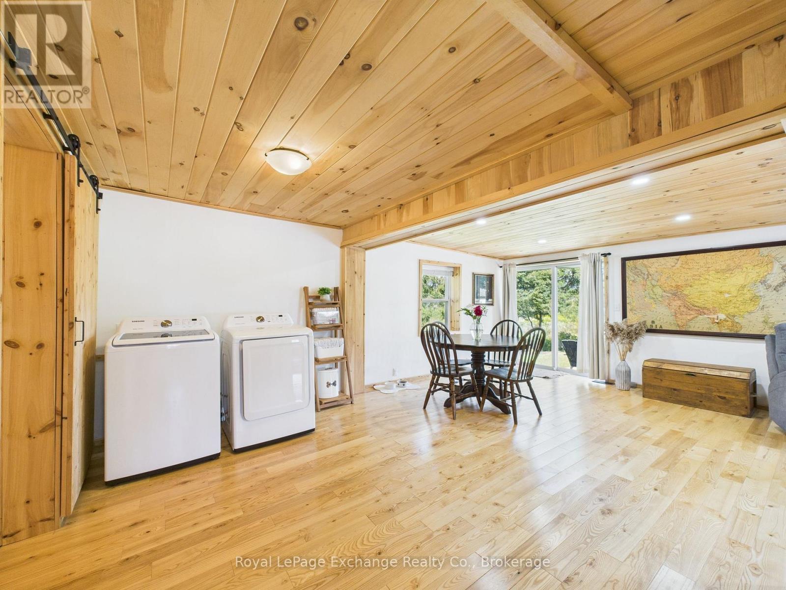Photo 30 of 2061 Edward Street, Howick ON