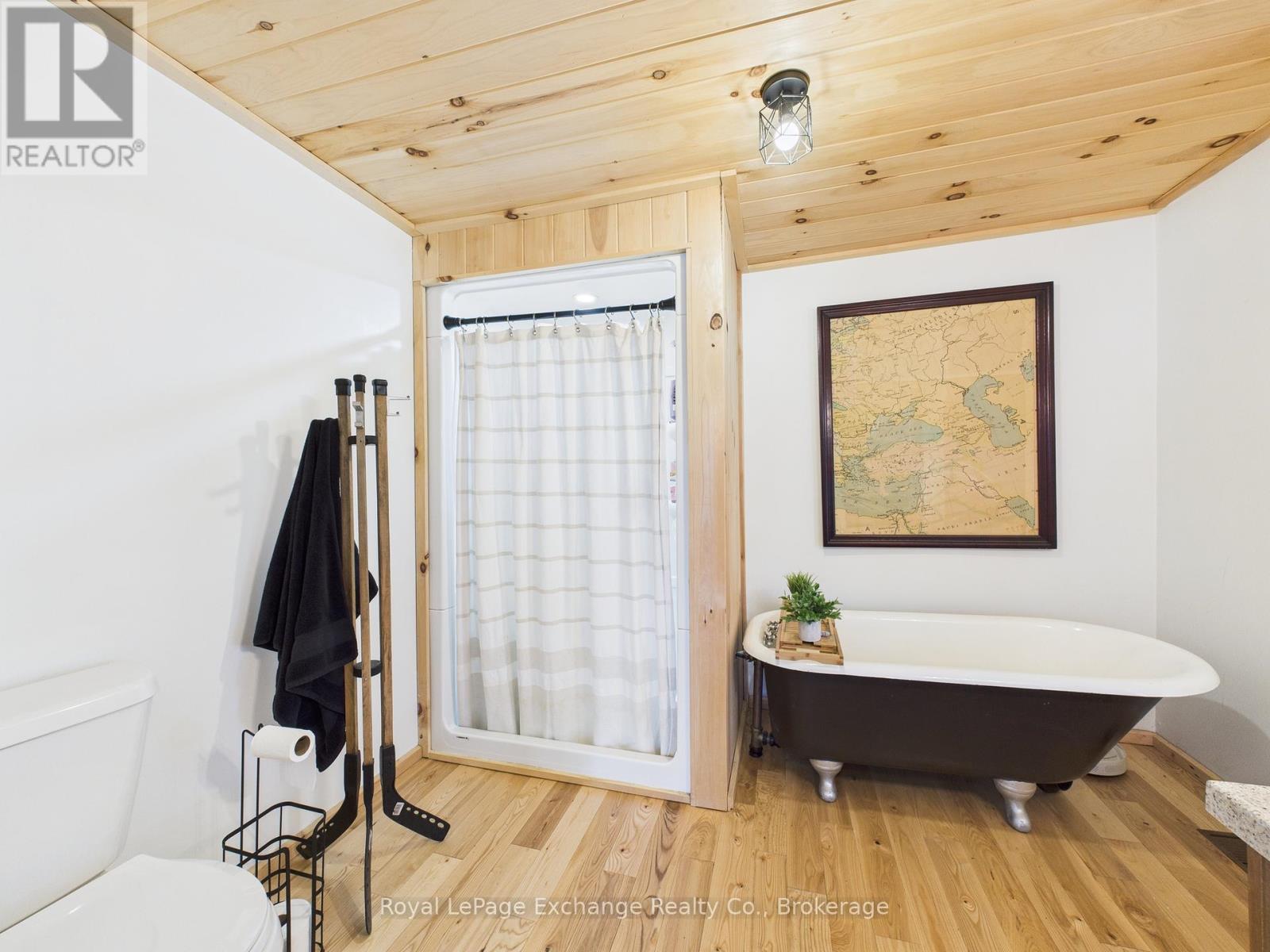 Photo 5 of 2061 Edward Street, Howick ON