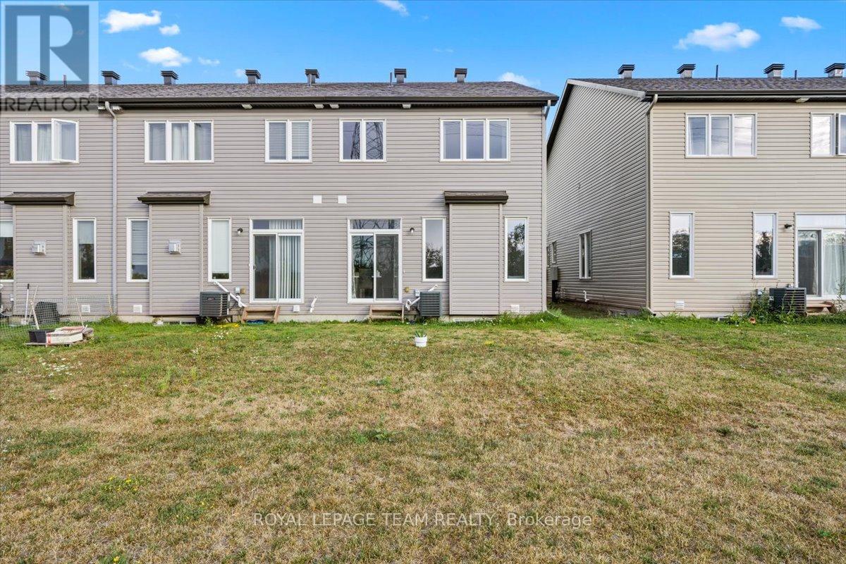 Photo 31 of 288 Livery Street, Ottawa ON