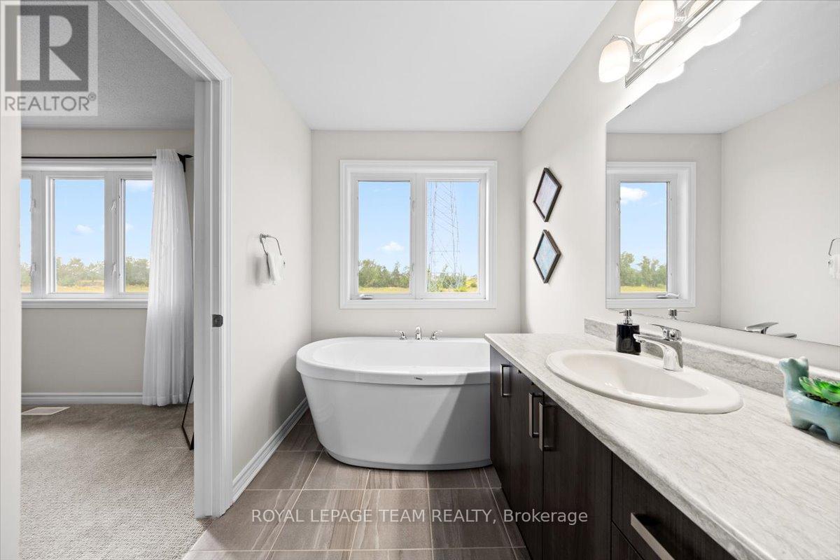 Photo 21 of 288 Livery Street, Ottawa ON