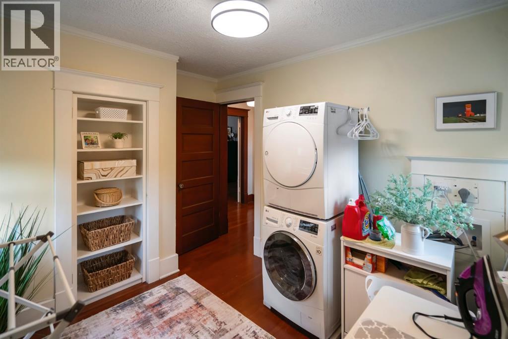 Photo 9 of 4712 49 Street, Camrose AB