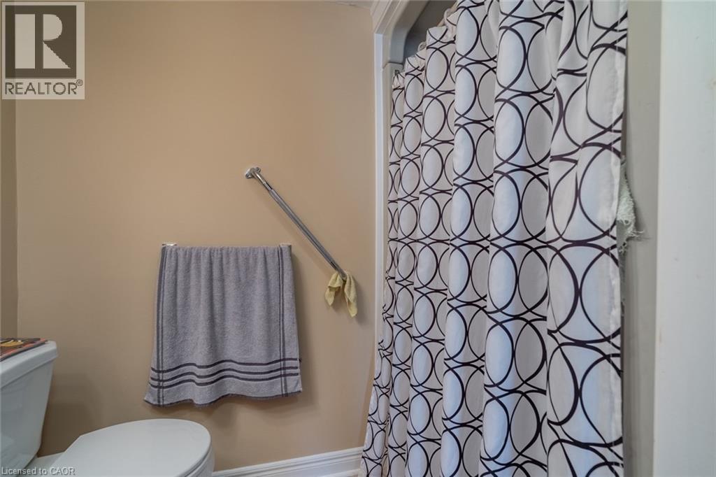 Photo 18 of 81 Hamilton Street N, Waterdown ON