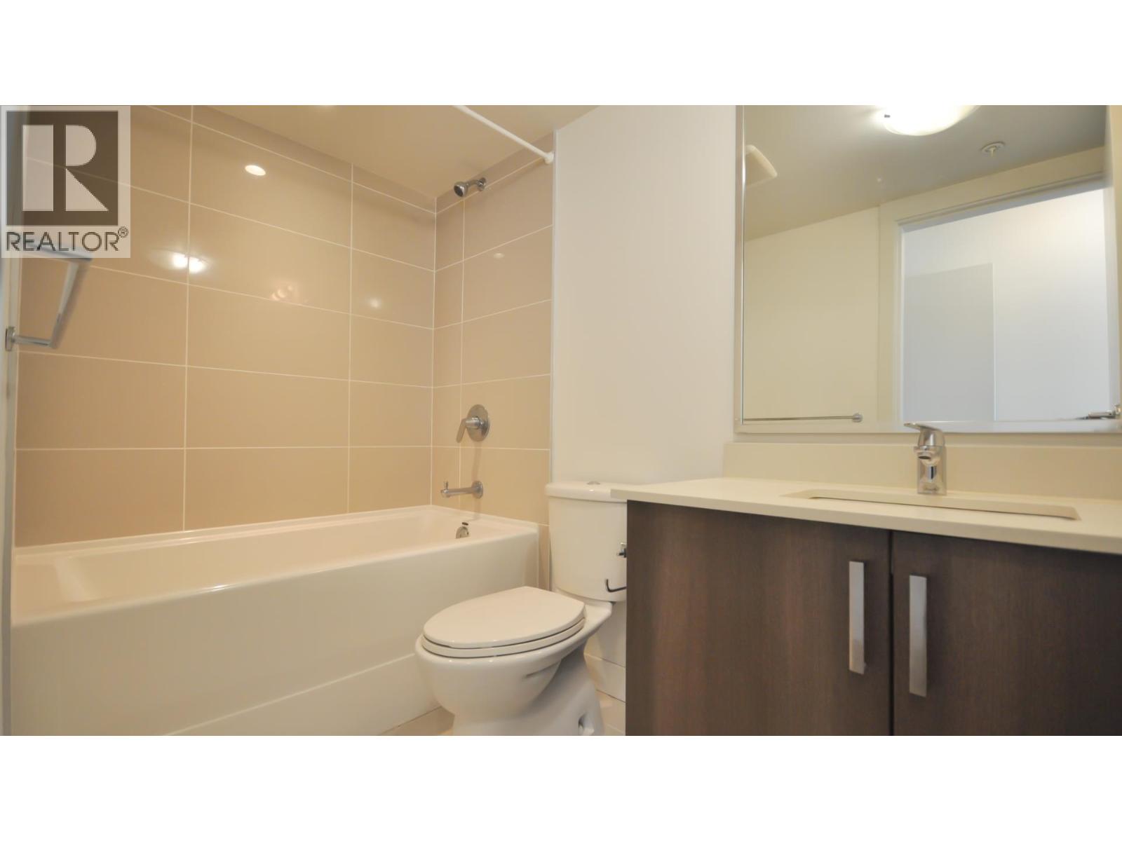 Photo 16 of 331 7088 14th Avenue, Burnaby BC