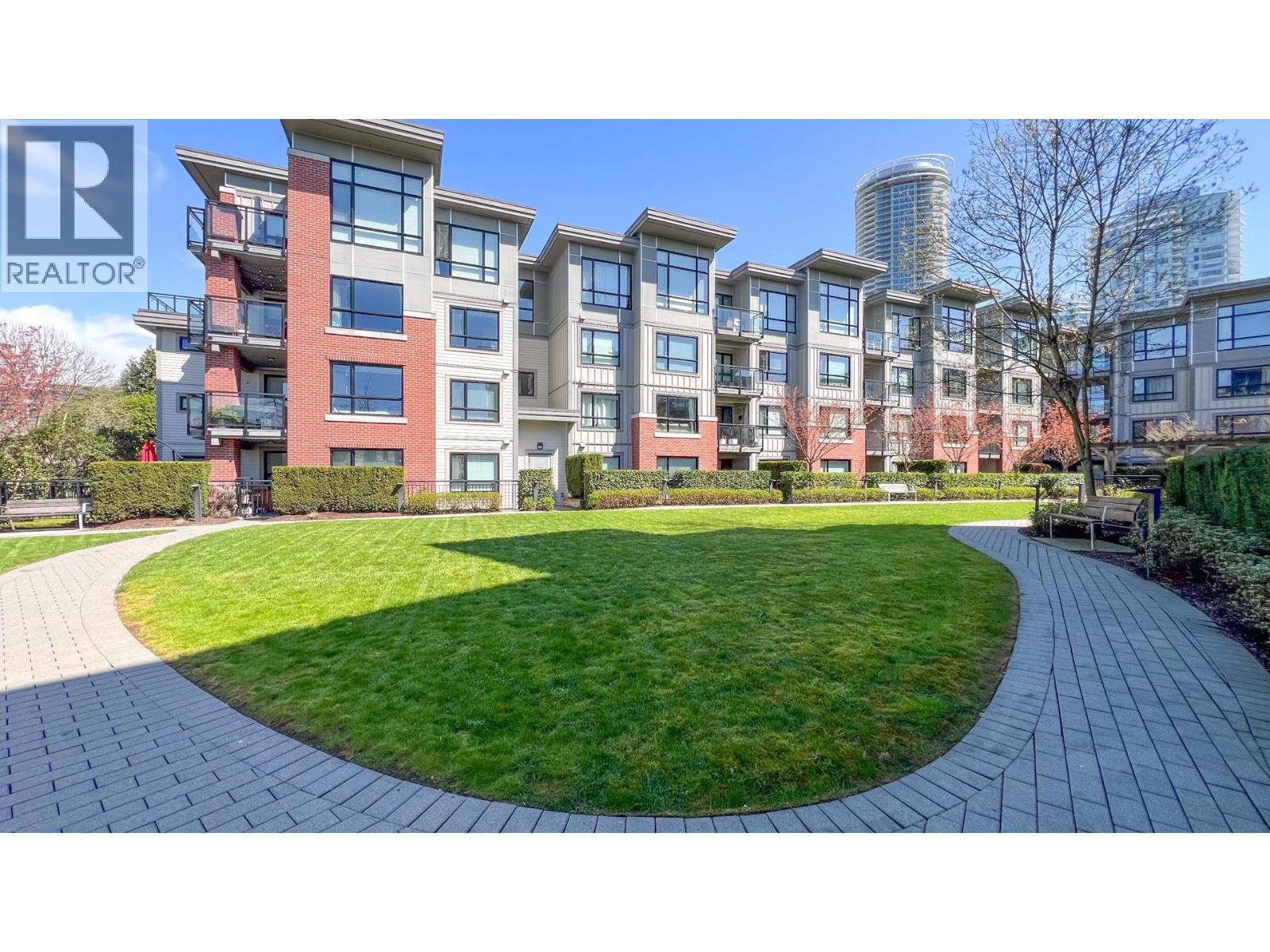 Photo 13 of 331 7088 14th Avenue, Burnaby BC